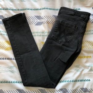 Black Delia’s jeans